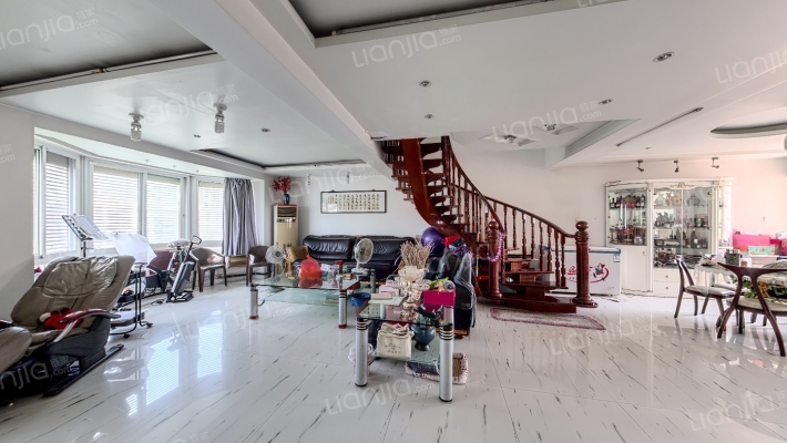 盛西家园二手房实景图