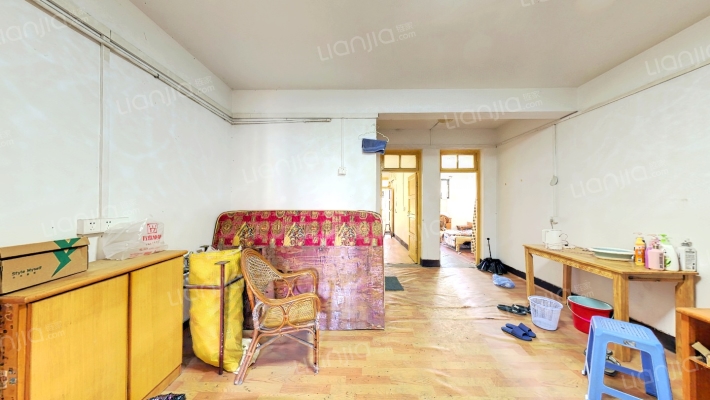 红墙新村二手房实景图