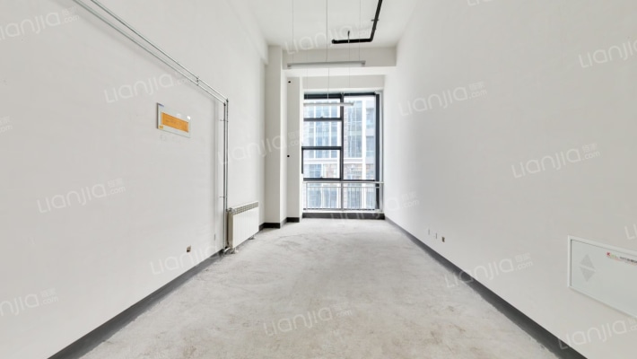 中国铁建中心二手房实景图