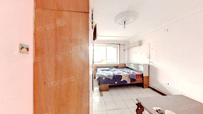 桃花园东里二手房实景图