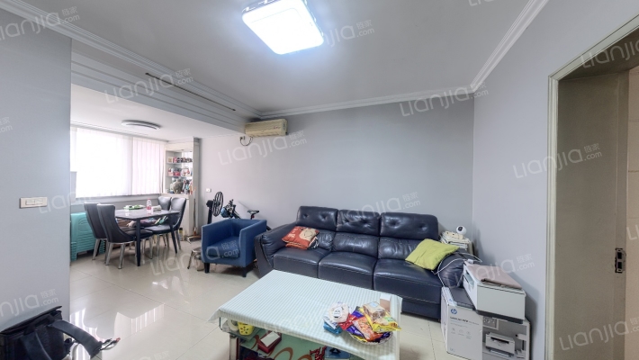 凝霞小区二手房实景图