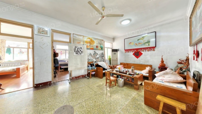 历城职业中专教工住宅楼二手房实景图