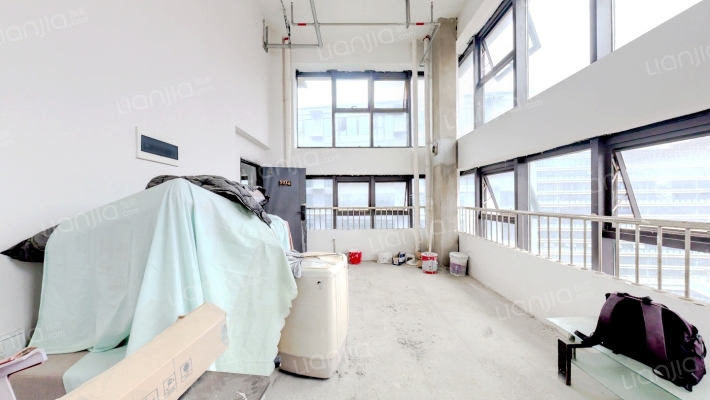 力天大都会二手房实景图