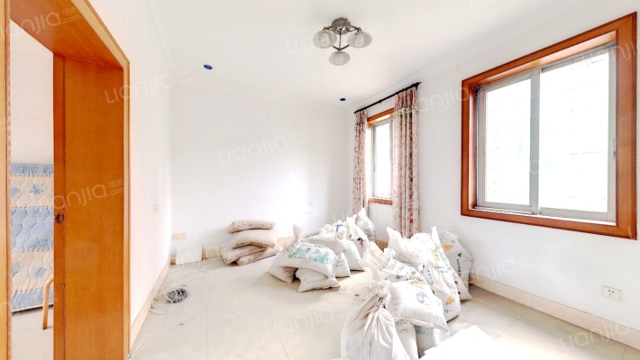 民航小区康寿街二手房实景图