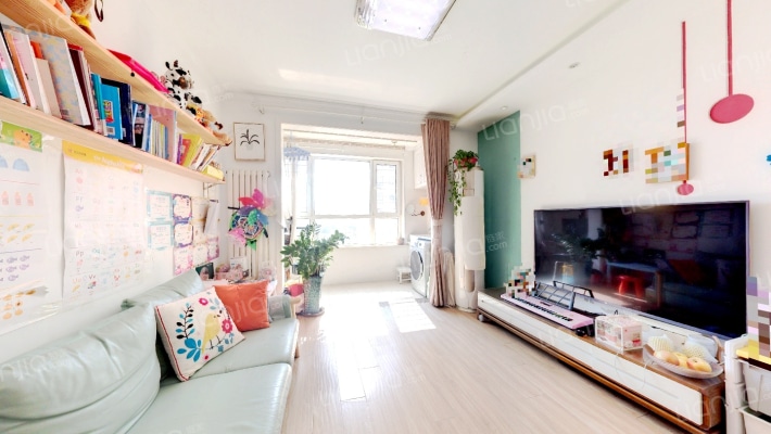 鸿泰锦园二手房实景图