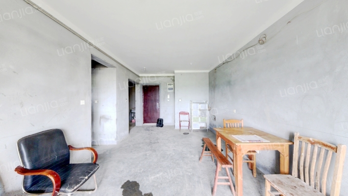 石虎名苑二手房实景图