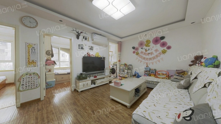 鑫江水青花园二手房实景图