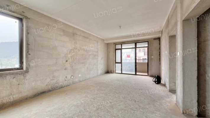 泰和郡五期二手房实景图