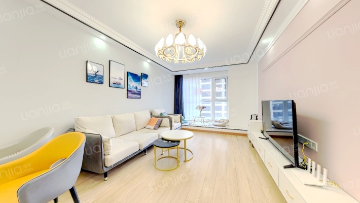 万科翡翠之光1期B区二手房实景图