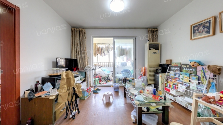 聚缘中庭二手房实景图