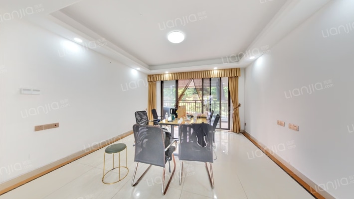 德润荣君府二手房实景图