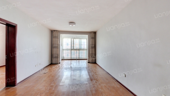 壹品蓝湾嘉苑二手房实景图