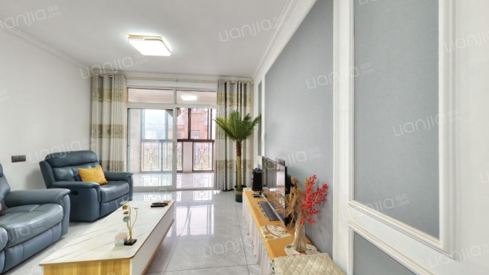 华尔登府邸二手房实景图