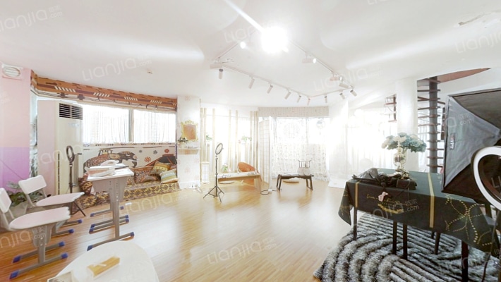 和富东成二手房实景图