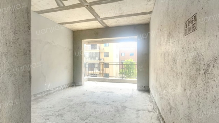 天邦新岳城二手房实景图