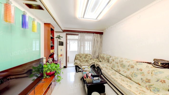 星威花园二手房实景图