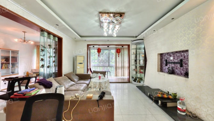 城市高度二手房实景图