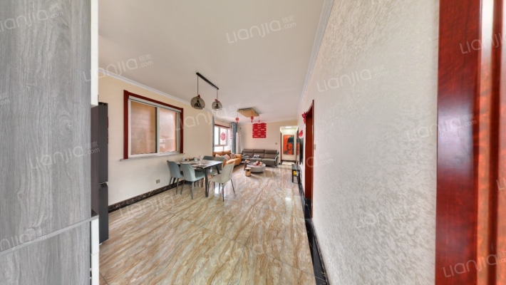 桃苑红杉郡二手房实景图