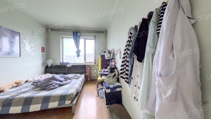 学府绿景苑二手房实景图