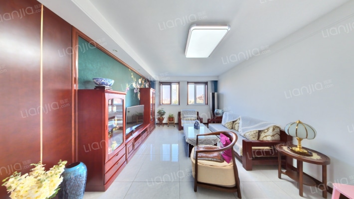 世纪梧桐公寓二手房实景图