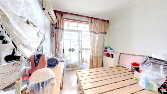 东风新村二手房实景图