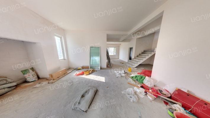 泰泓花园二手房实景图