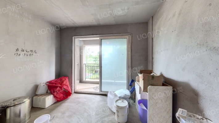 鑫利家园二手房实景图