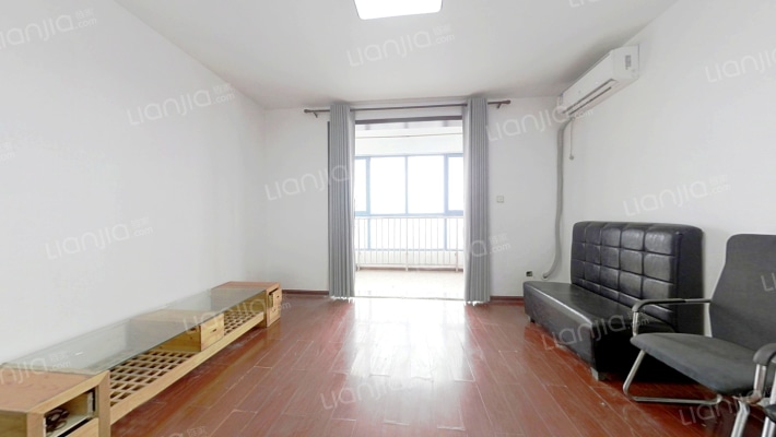 绿港花园二手房实景图