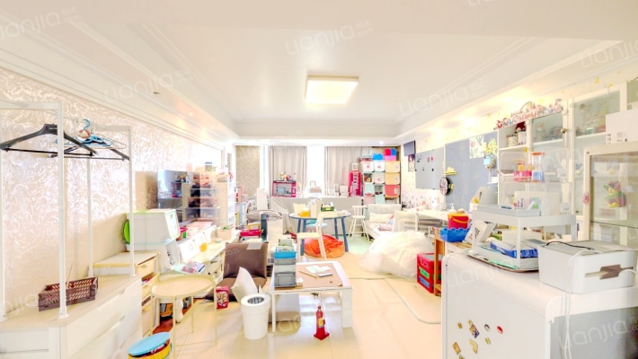 日湖琴云二手房实景图