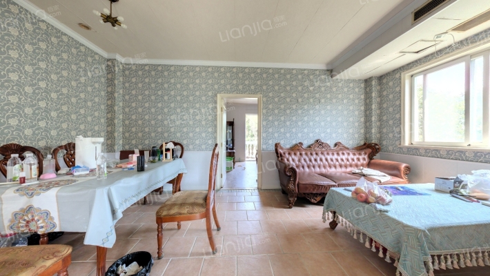 依湖园二手房实景图