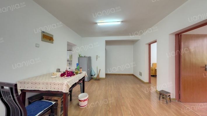 晨光花园二手房实景图