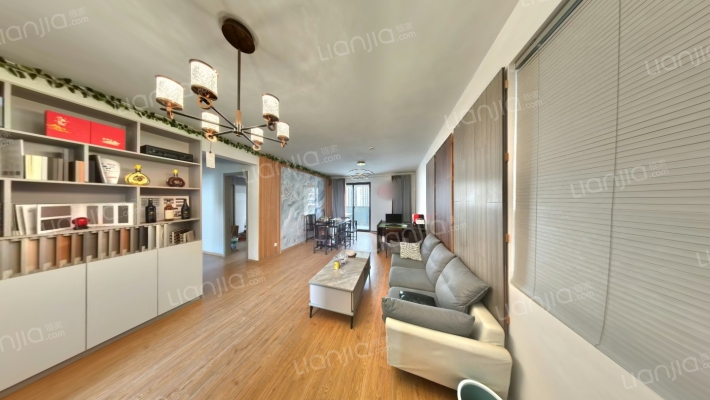 春珑华裕府二手房实景图