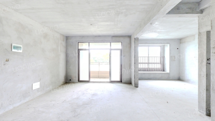 东湖首府二手房实景图