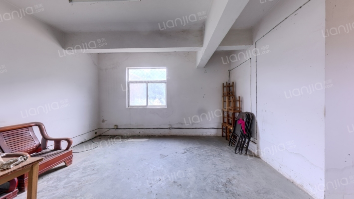 锦江花园二手房实景图