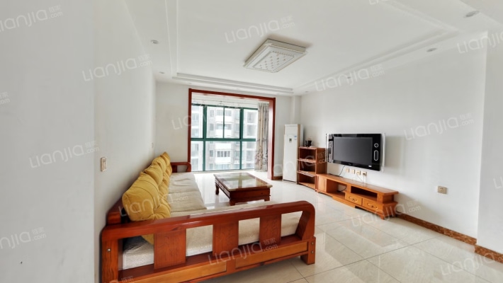 世纪名流二手房实景图