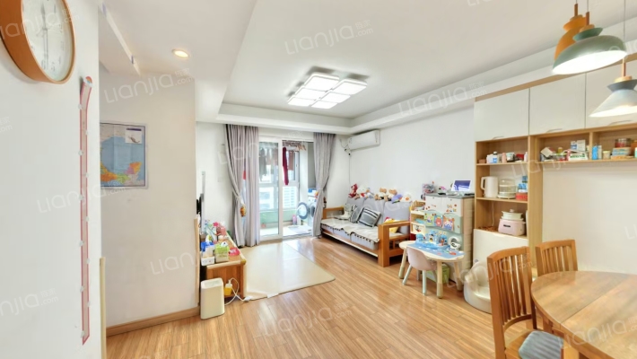 未来城一期二手房实景图