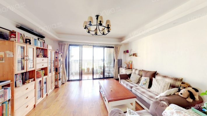 绿城翡翠湾二手房实景图