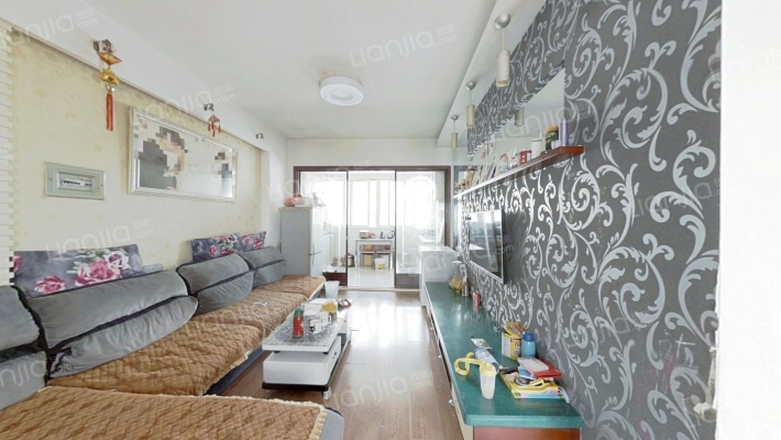 绿云花园二手房实景图