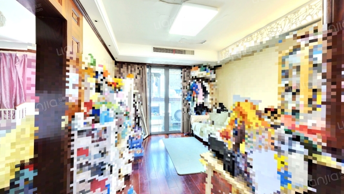 西郊美德苑二手房实景图