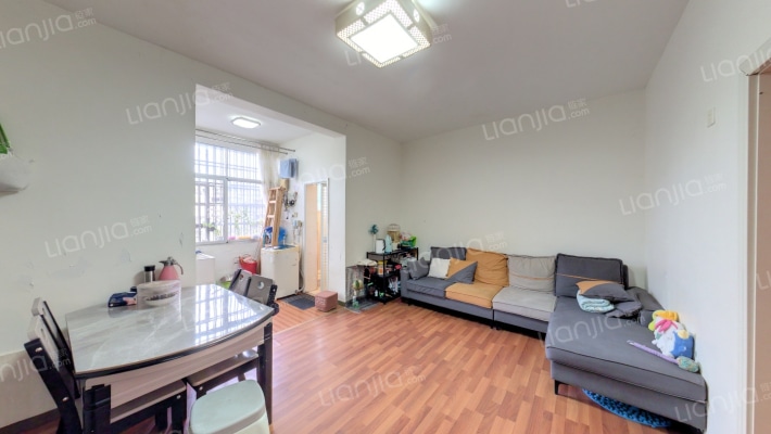 信江中路42号二手房实景图