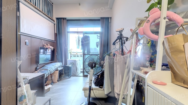 璟悦轩小巨蛋二手房实景图