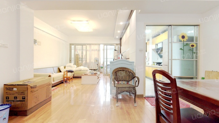 九亩地二手房实景图