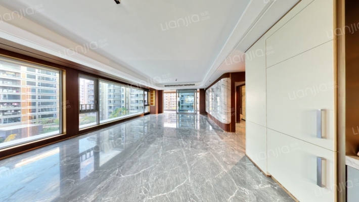 中海甲叁號院二手房实景图