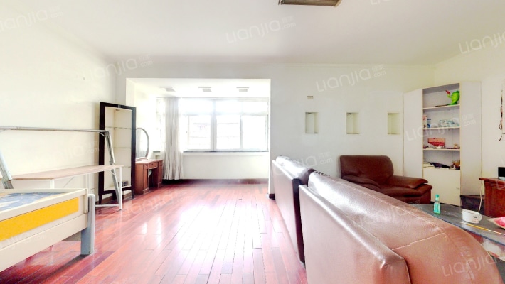 惠誉社区交警小区二手房实景图