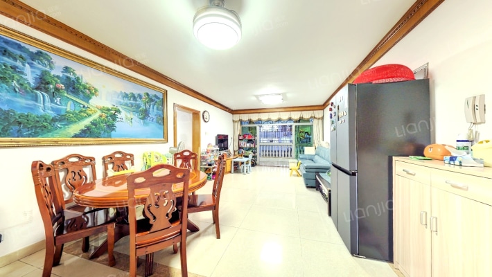 颂雅苑二手房实景图