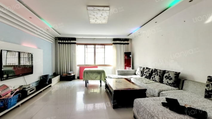 雷锋山小区二手房实景图