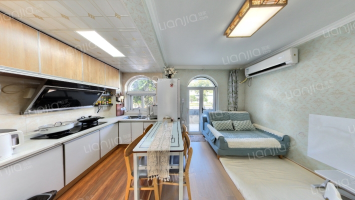 风情街小区二手房实景图