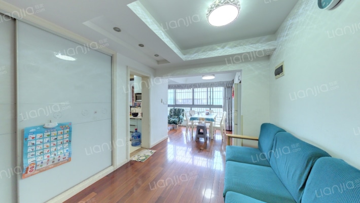 安亭中央公园二手房实景图