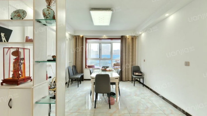 百盛名苑小区二手房实景图