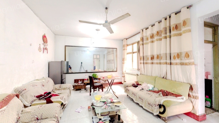 银达商住楼二手房实景图